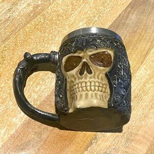 Skull mug